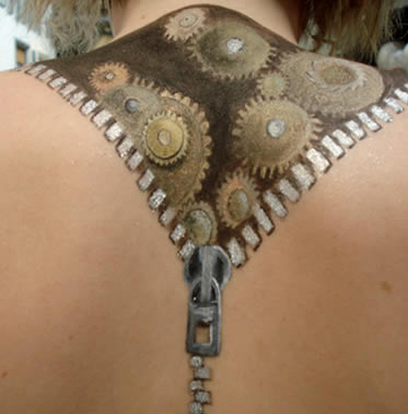 Body painting unzipped clockwork Body painting unzipped clockwork